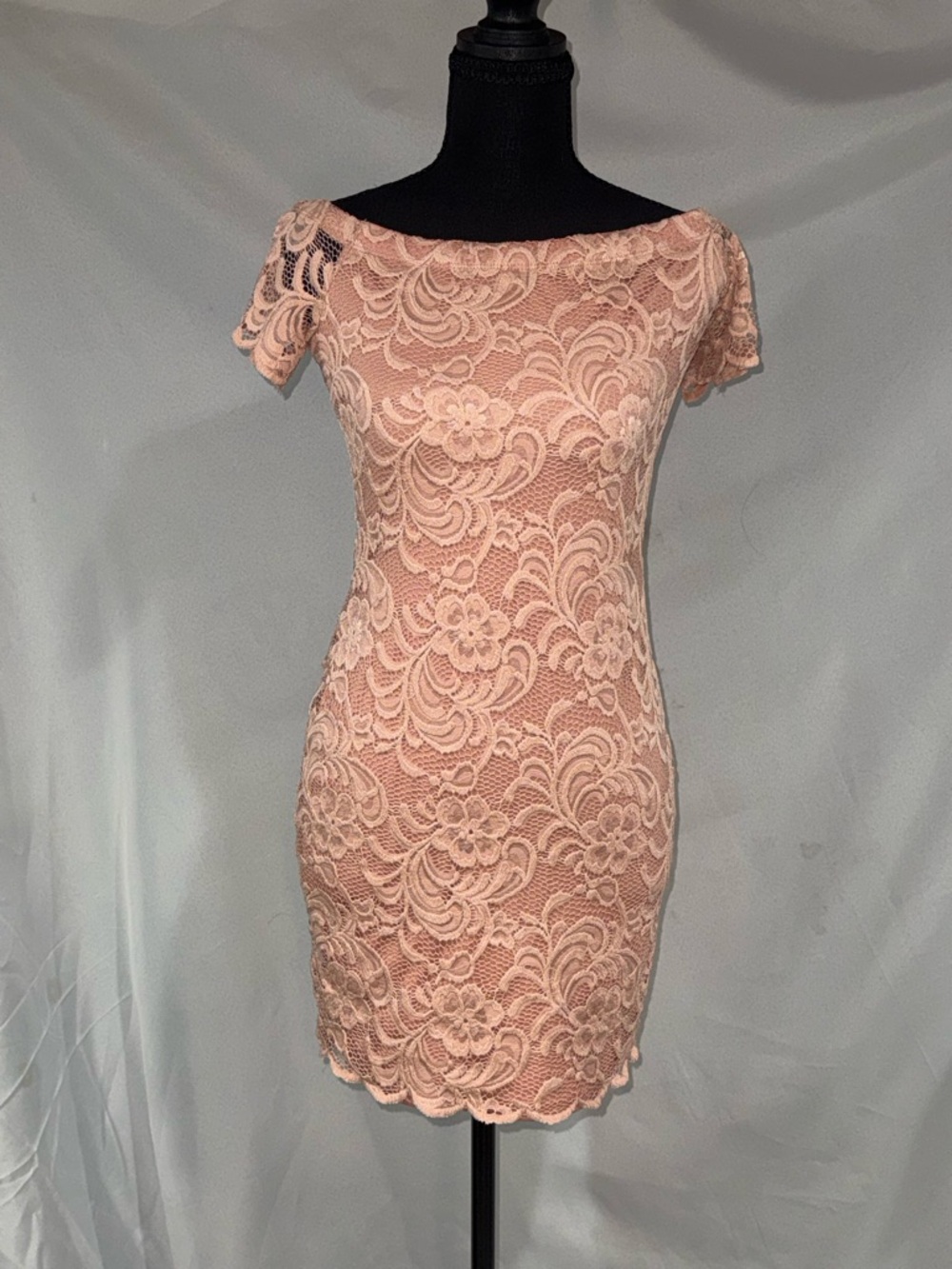 Forever 21 Pink Lace Off-Shoulder Mini Dress